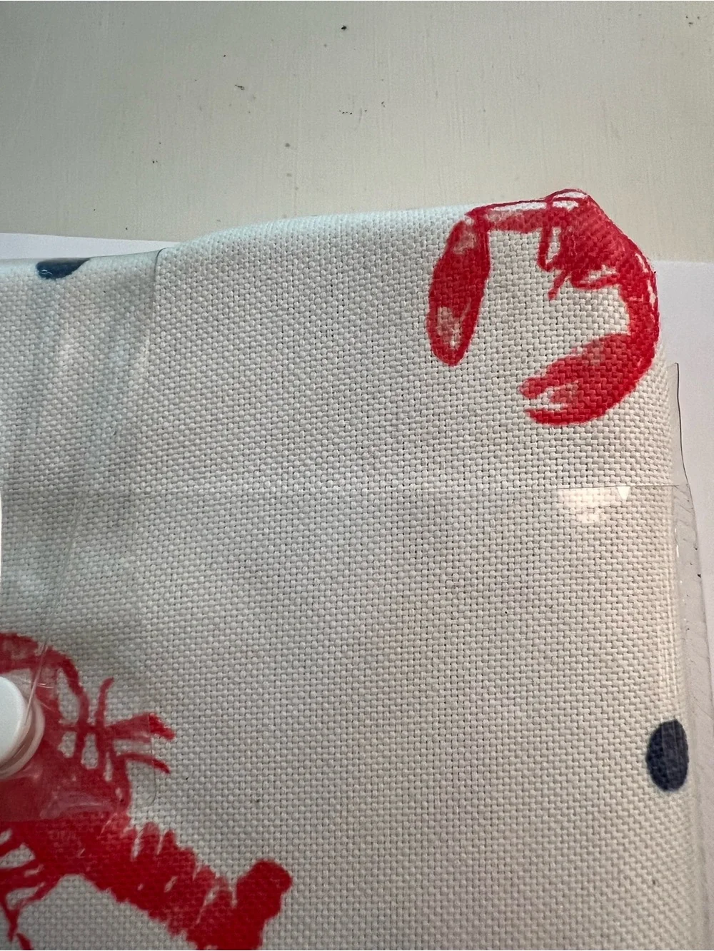 Tommy Bahama White Tablecloth with Red Lobster Motif Oblong 60”x104”